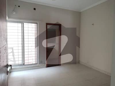 5 Marla Full House For Rent in Green Park Gated Society Airport Road Lahore With Gas Double Kitchen