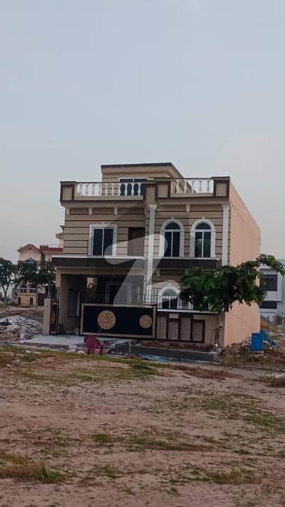7 Marla Double story house in R Block of Gulberg Green Available for sale