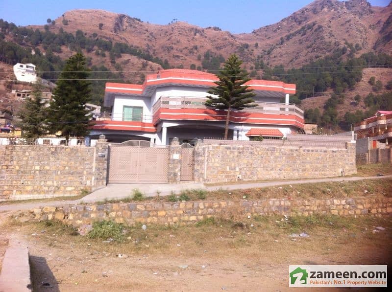 20 Marla New And Double Storey House For Urgent Sale At Scenic Location In Abbottabad