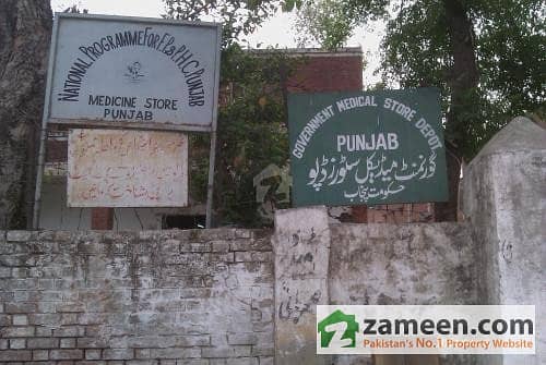 24 Marla House For Sale in Gulberg 3 Lahore - Commercial Declare