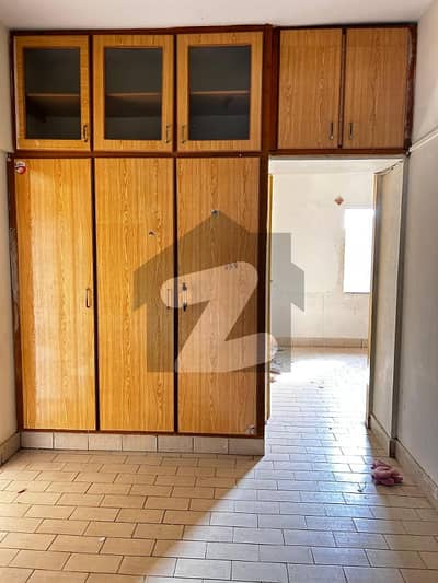 North Karachi - Sector 11-C/2 Flat Sized 800 Square Feet For Sale