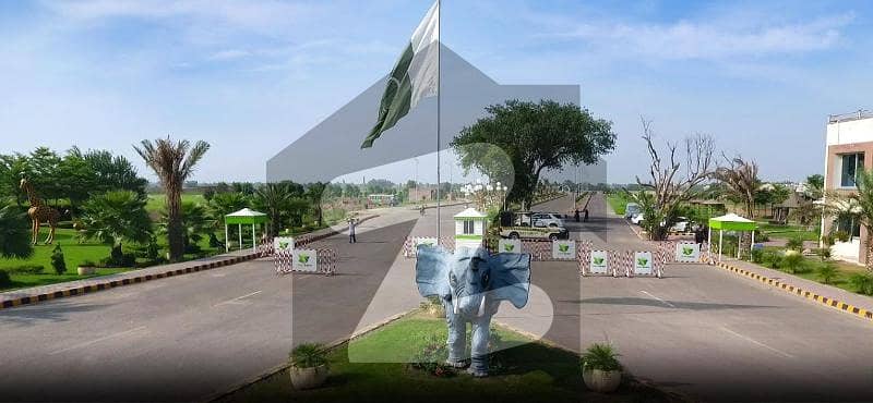 سفاری گارڈن ہاؤسنگ سکیم لاہور میں 3 مرلہ کمرشل پلاٹ 30.0 لاکھ میں برائے فروخت۔