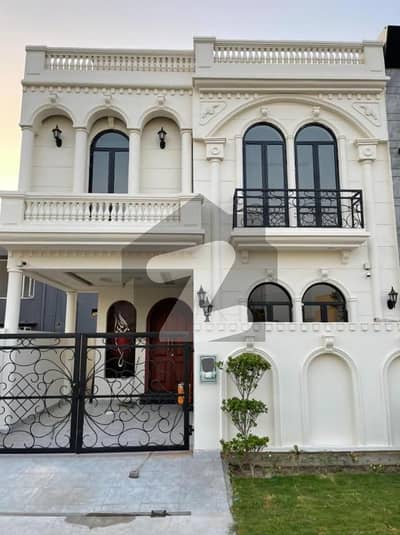 Prime Location 5 Marla Luxury House For Rent In DHA 9 Town