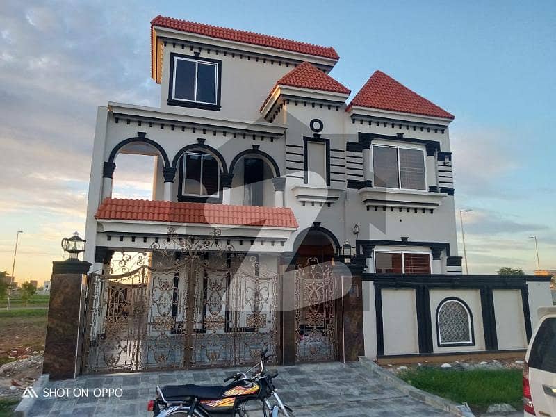 10 Marla State Of The Art Spanish House For Sale In Citi Housing, Sialkot