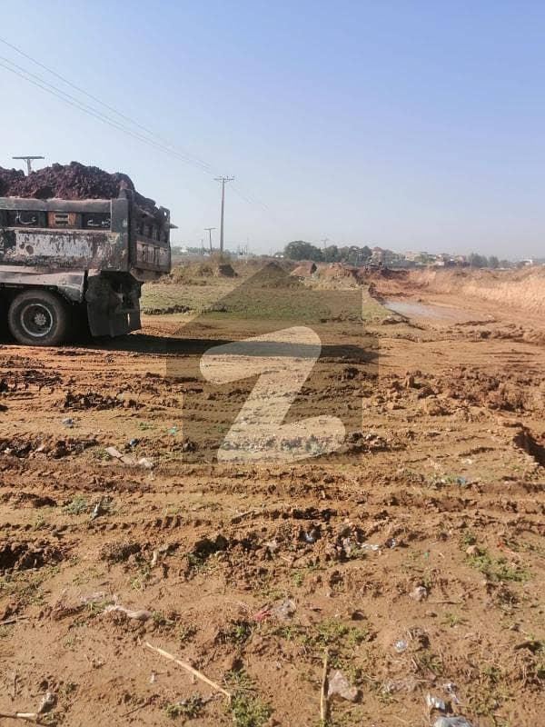 7 Marla Plot Available For Sale