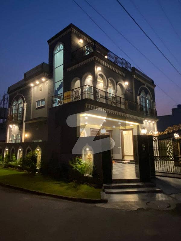 ٹی آئی پی ہاؤسنگ سوسائٹی ۔ فیز2 ٹی آئی پی ہاؤسنگ سوسائٹی,لاہور میں 5 کمروں کا 5 مرلہ مکان 3.7 کروڑ میں برائے فروخت۔