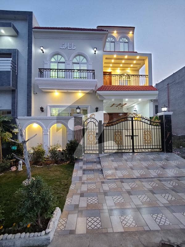 5 Marla Spanish House Available For Sale In KhayabanEAmin Block L