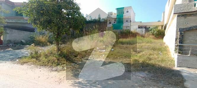 Centrally Located Residential Plot In Clifton Township Is Available For Sale