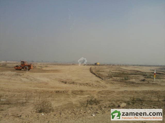 5 Marla Plot For Sale In DHA 9 Town
