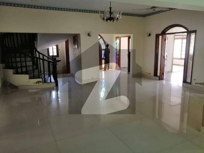 Luxurious 500 Yards Bungalow For Rent In DHA Phase 8 Prime Location