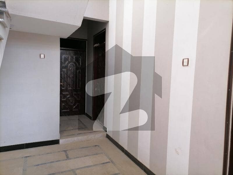 Surjani Town Flat Sized 850 Square Feet Is Available
