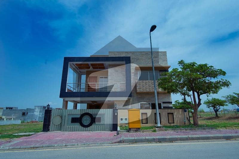 Investor Rate 10 Marla House For Sale In Bahria Town