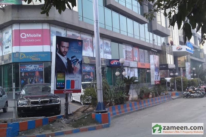 Flat for Sale in Saddique Trade Center Main Boulevard Gulberg Lahore