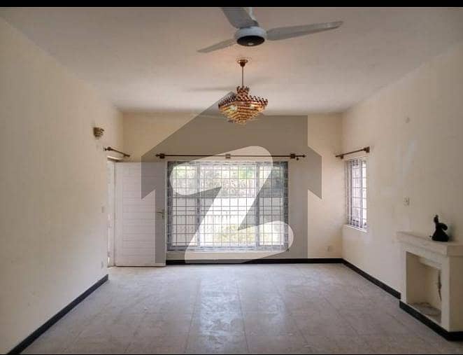 House For Rent G10-4 On Vip Locations