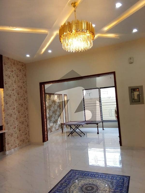 7 MARLA BRAND NEW FULL HOUSE AVAILABE FOR SALE IN GULSHAN E LAHORE IN LUXURION