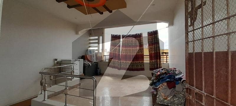 گلشنِ معمار گداپ ٹاؤن,کراچی میں 6 کمروں کا 8 مرلہ مکان 3.5 کروڑ میں برائے فروخت۔