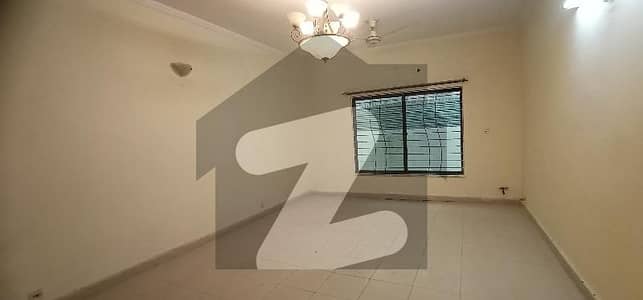 askari 10 sec Upper Portion available for Rent fully renovated house