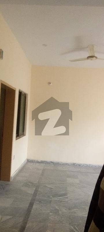 یوسف کالونی راولپنڈی میں 2 کمروں کا 10 مرلہ بالائی پورشن 17.0 ہزار میں کرایہ پر دستیاب ہے۔