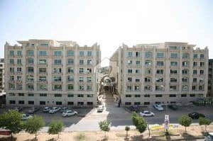F-11 Markaz Abudehbi Tower - Fully Furnished One Bed Beautiful Apartment On L-G For Sale