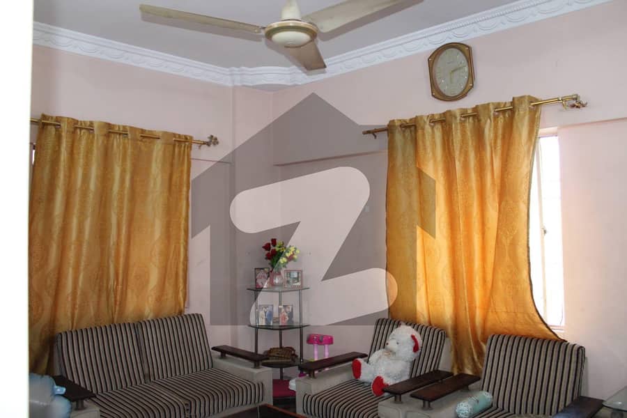 Muneer Hights 2bed Dd 2nd Floor Flat For Sale