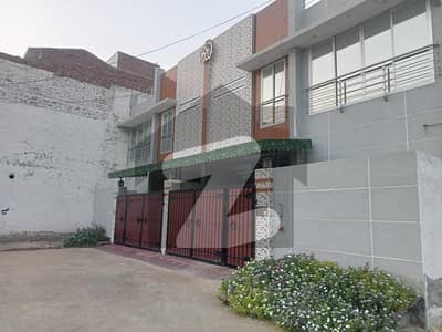 خانپور روڈ رحیم یار خان میں 6 کمروں کا 7 مرلہ مکان 2.2 کروڑ میں برائے فروخت۔