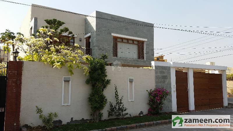 6 Bed - 500 Sq Yards - Owner Built House For Sale In Dha Phase 7