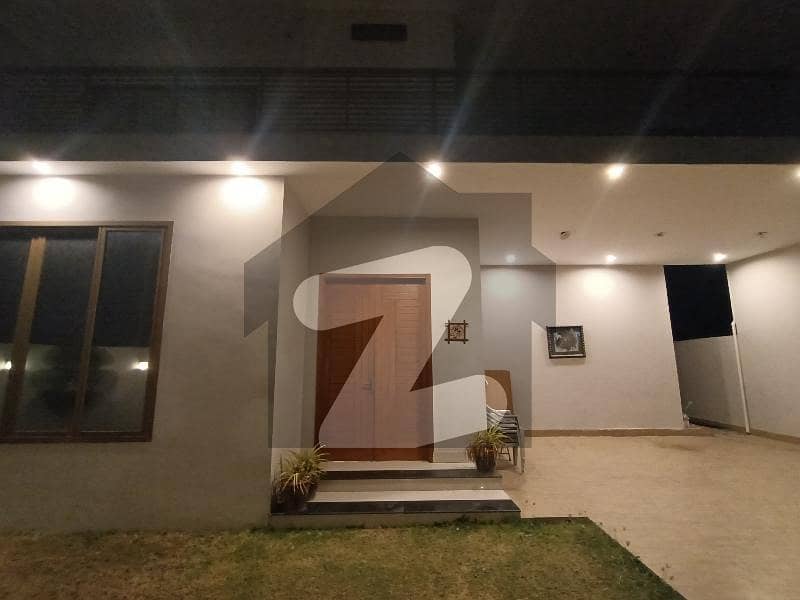 میرٹھ سوسائٹی سکیم 33,کراچی میں 5 کمروں کا 1 کنال مکان 7.5 کروڑ میں برائے فروخت۔