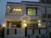 5 Marla Beautiful Bungalow With Fully Basement In D Block Phase 5