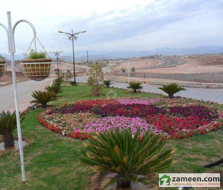 Beautiful Plot For Sale in Sector I-11/2 Islamabad, Ideal Location