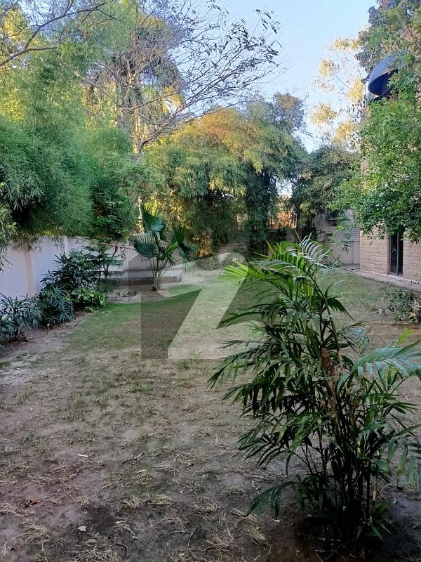 1 Kanal Vip Location Plot For Sale In Cantt