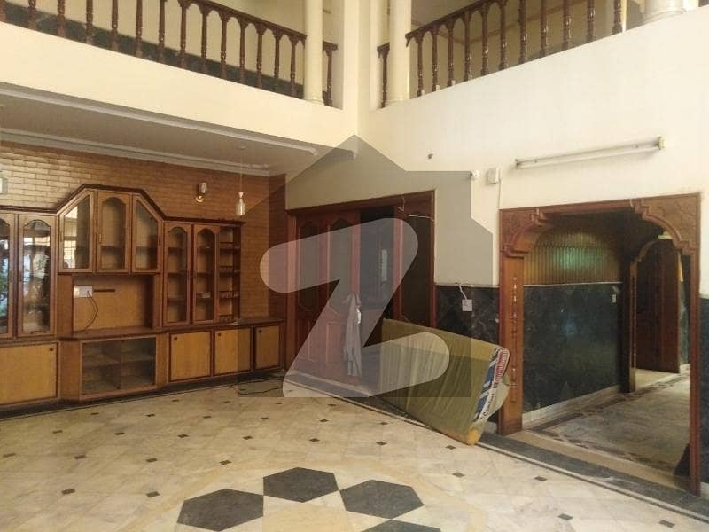 Model Town - Block C House Sized 1 Kanal Is Available