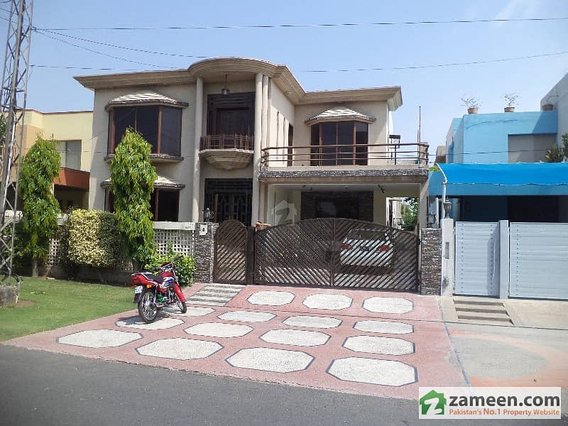 One Kanal Owner Build Solid Double Unit Gift For Two Brother Family Or Rent Income