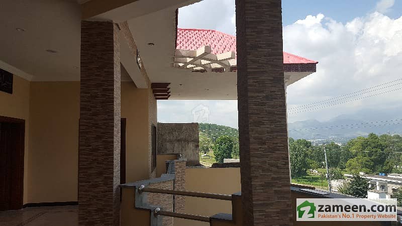 Brand New Double Storey House For Rent