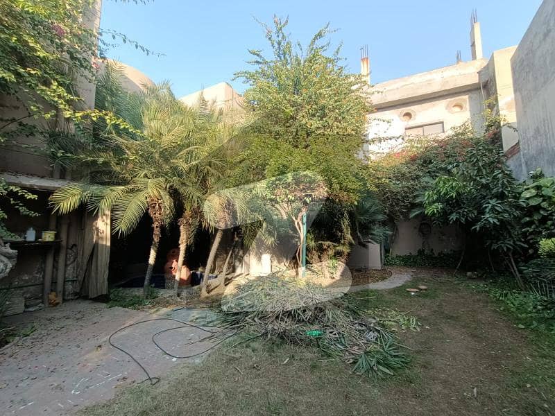 15 Marla Luxury House For SALE In Johar Town Near To Doctor Hospital