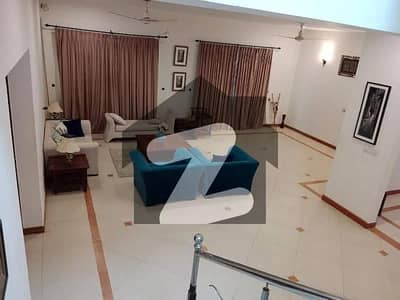 Luxurious 500 Yards Bungalow For Rent In DHA Phase 5 Prime Location