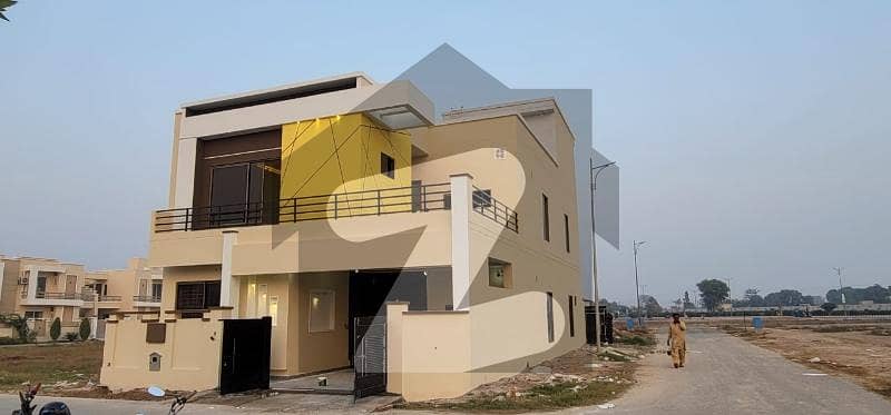 فیصل کاٹیجز عسکری بائی پاس,ملتان میں 5 کمروں کا 8 مرلہ مکان 3.5 کروڑ میں برائے فروخت۔