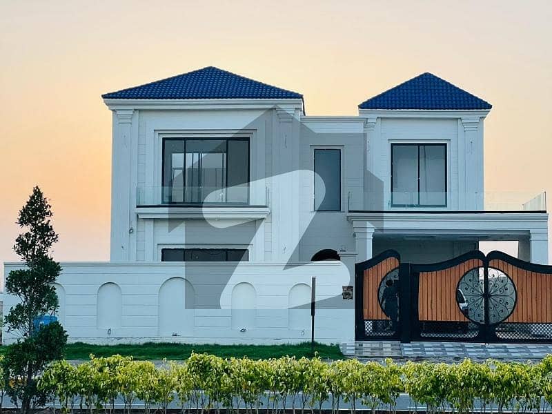 1 Kanal Double Storey Beautiful Luxurious House For Sale In DHA Multan