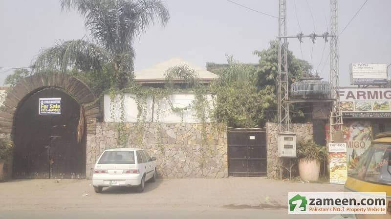 4-Kanal  Residential Semi Construction  commercial Plaza for sale T Block Located Gulberg 2