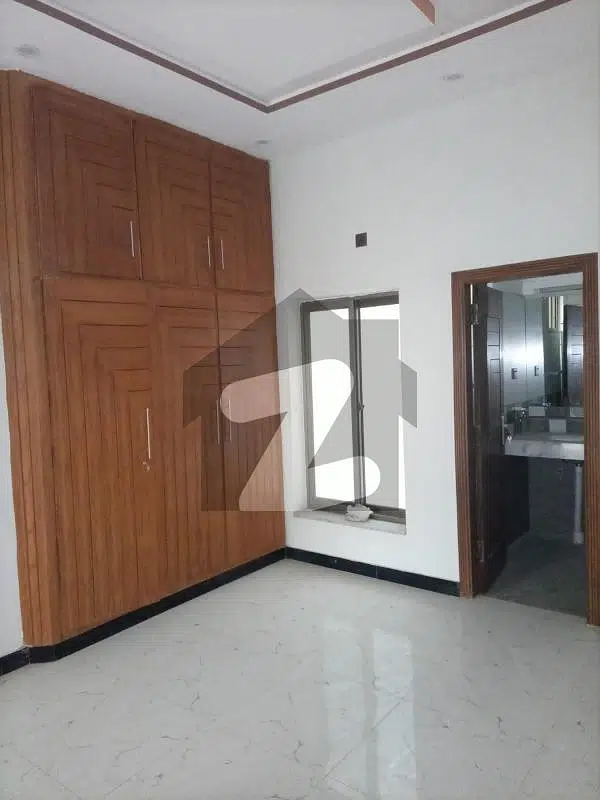 Investors Should Sale This Prime Location House Located Ideally In Warsak Road