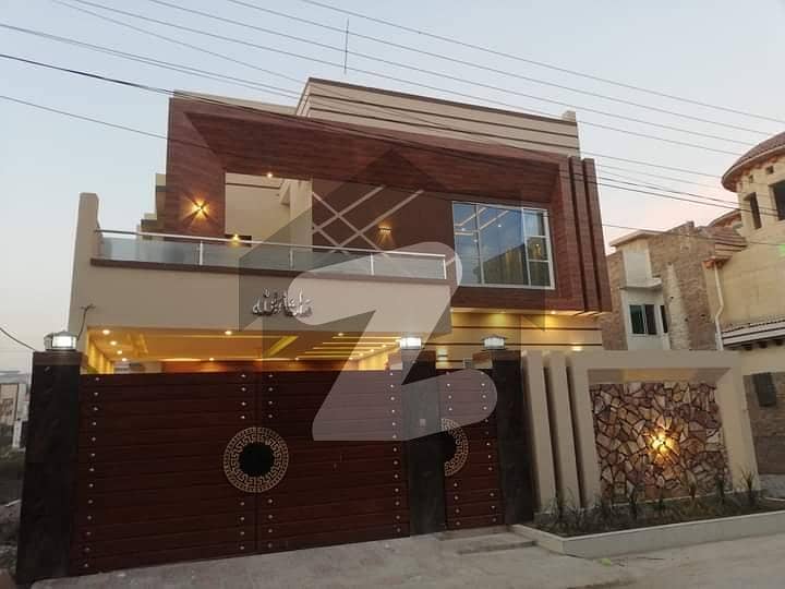 ورسک روڈ پشاور میں 7 کمروں کا 10 مرلہ مکان 4.2 کروڑ میں برائے فروخت۔