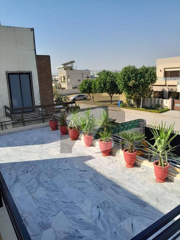 1 KANAL UPPER PORTION FOR RENT IN OVERSEAS 4 BAHRIA TOWN PHASE 8 RAWALPINDI