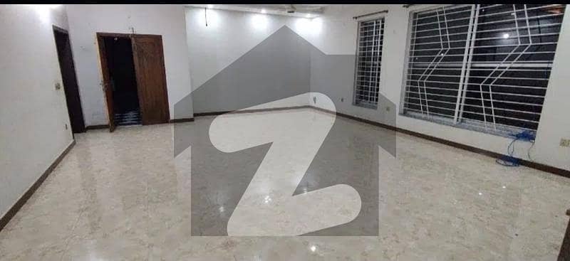 جوبلی ٹاؤن ۔ بلاک اے جوبلی ٹاؤن,لاہور میں 2 کمروں کا 10 مرلہ زیریں پورشن 45.0 ہزار میں کرایہ پر دستیاب ہے۔
