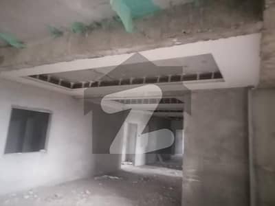 حیات آباد پشاور میں 2 کمروں کا 4 مرلہ فلیٹ 73.0 لاکھ میں برائے فروخت۔
