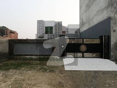 ایڈن آباد ایڈن,لاہور میں 4 کمروں کا 10 مرلہ مکان 2.65 کروڑ میں برائے فروخت۔
