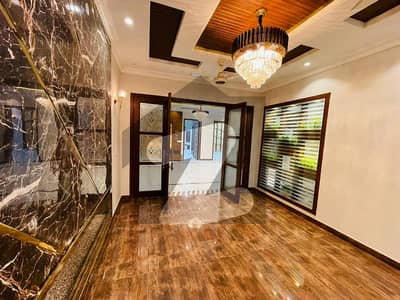 10 Marla Slightly Used House Available For Sale In Overseas B Bahria Town Lahore