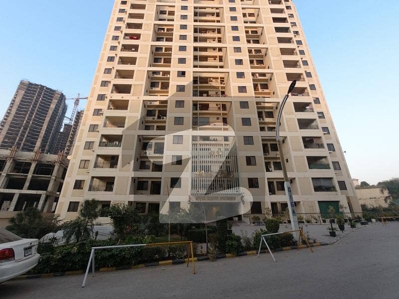 Prime Location Flat Available For sale In Defence Executive Apartments