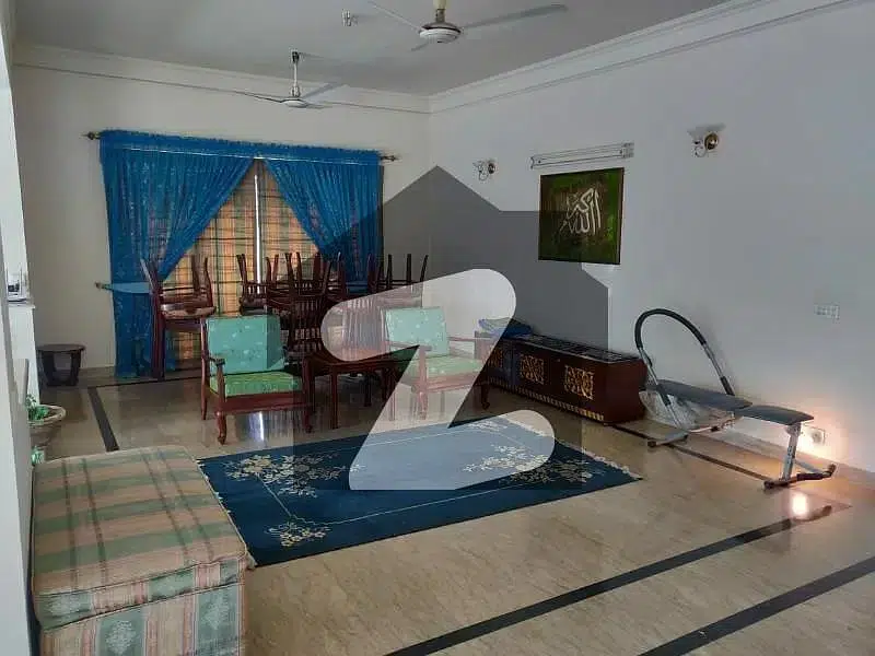 1.78 Kanal House Lavish Style With Swimming Pool Available For Rent Best For Office