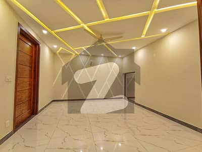 10 Marla Ground Portion For Rent In Bahria Town