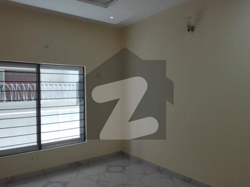 Upper Portion Of 10 Marla In Chaklala Scheme 3 For rent