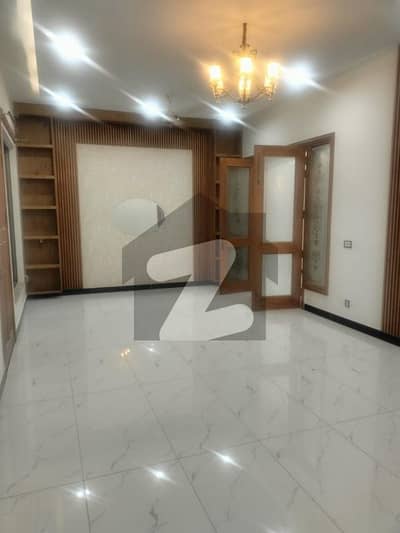 F8 Beautiful Upper Portion For Rent